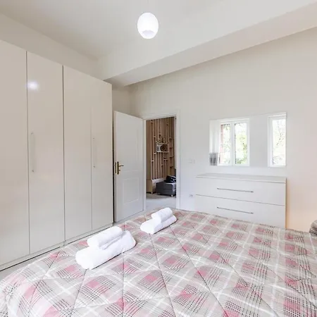 Elegant Comfort In Shkoders Heart * Shkoder